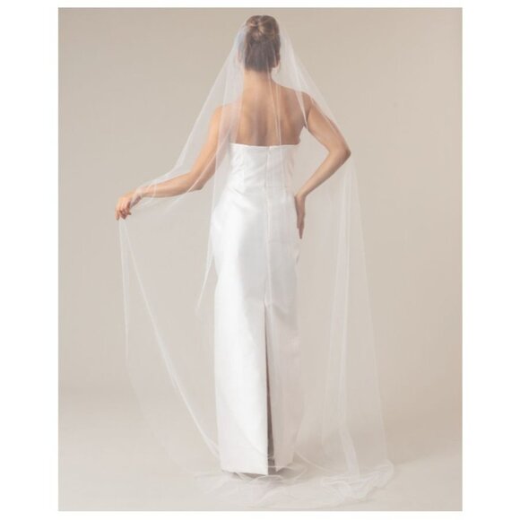 Ofrenda Studio Ursa Veil in Off White One Size New Womens Wedding Bridal Bride - Picture 12 of 13